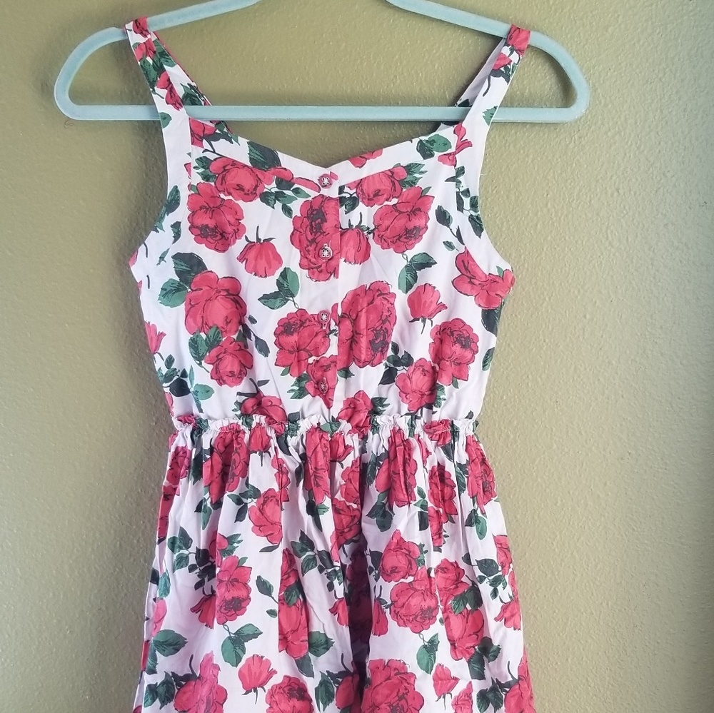 Girls Rose printed dress by Disney size Large